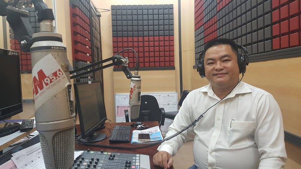 Trò chuyện cùng đài FM FM 95.6 Mhz đề tài